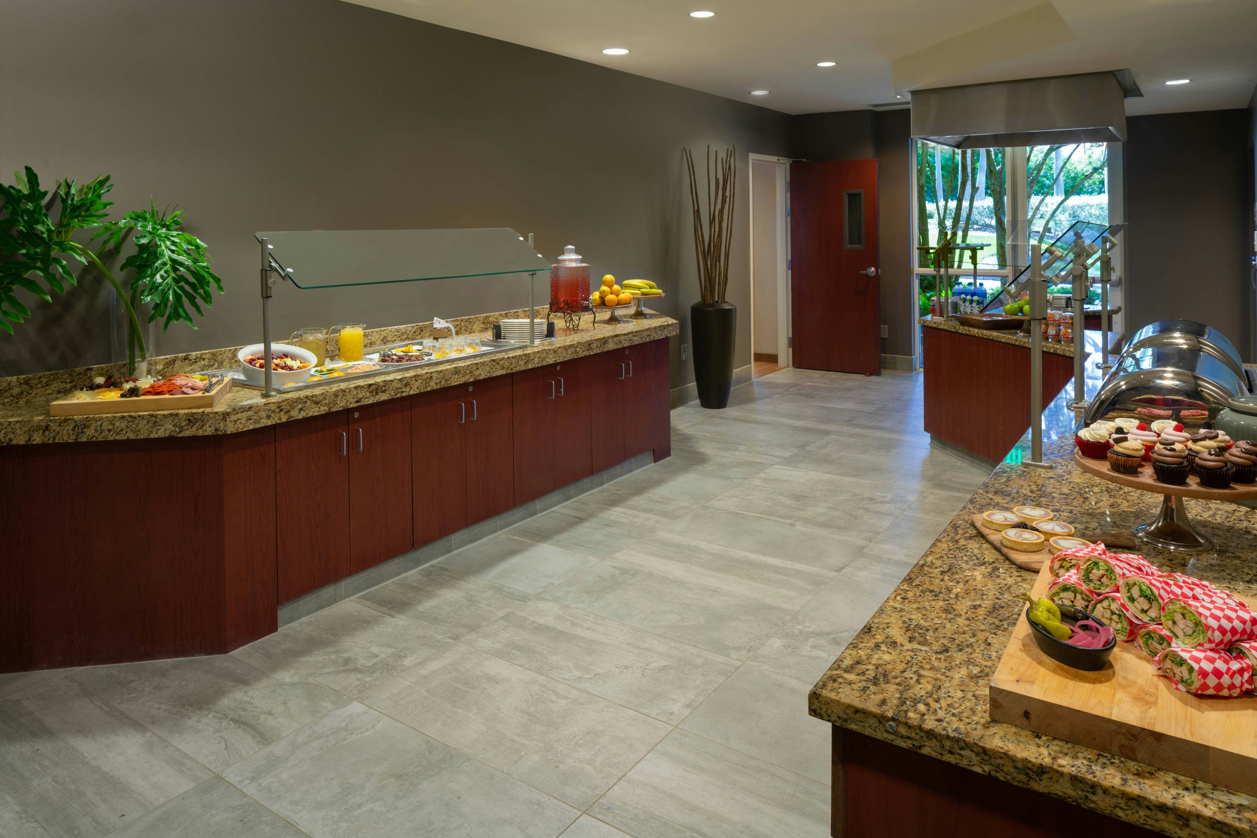 Lobby at Courtyard Fort Lauderdale Airport and Cruise Port, DANIA BEACH - FL