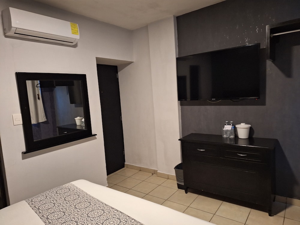 Hotel Costa Verde 36/47