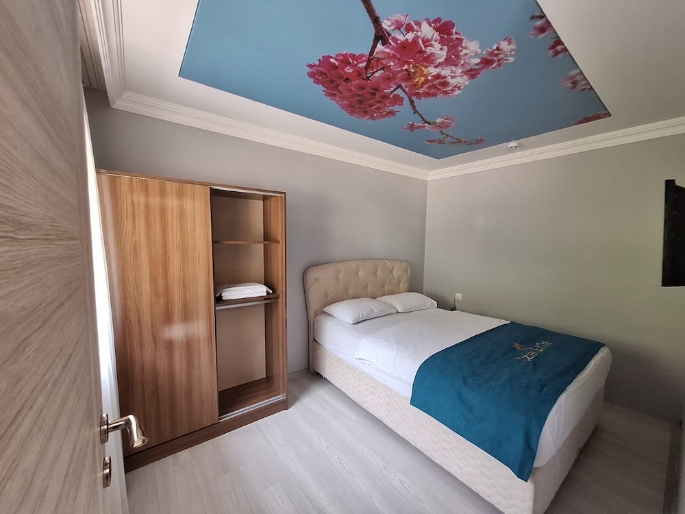 Ozbek Suit Otel 18/58