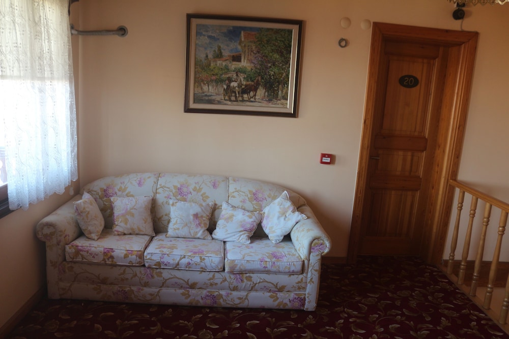 Yali Hotel 20/39