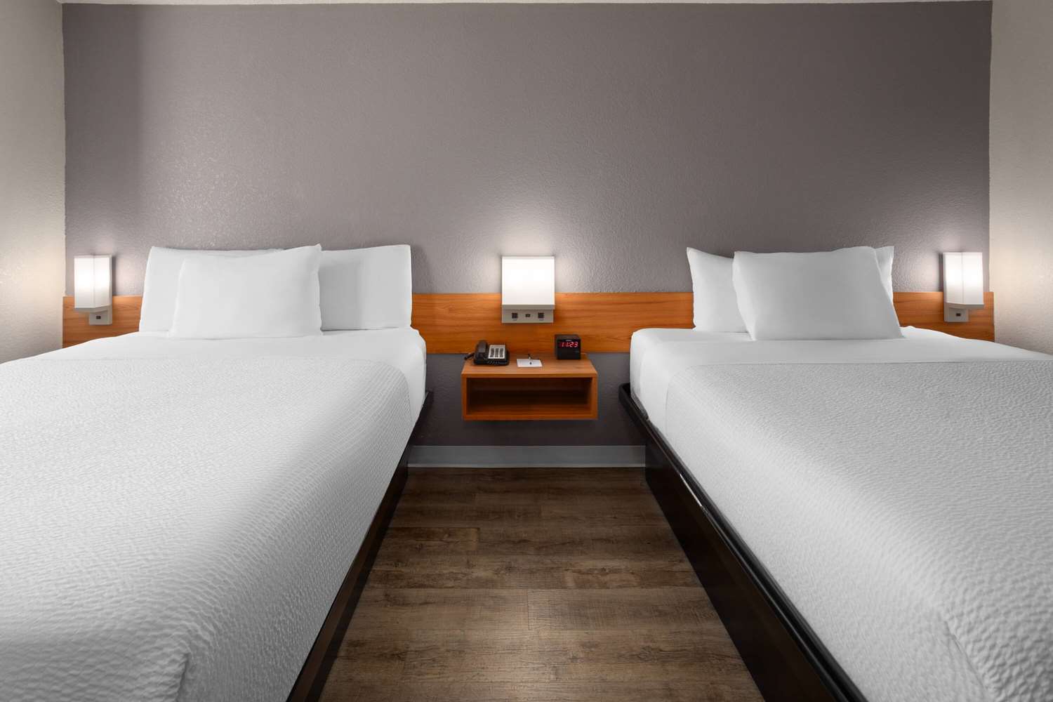 Microtel Inn And Suites Ann Arbor Plymouth Rd 16/39