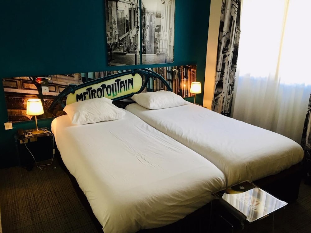 Hotel the Originals City Rueil Centre 27/67