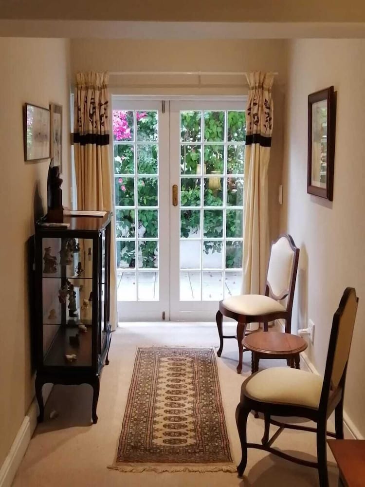 Fiore Guest Accommodation 26/50