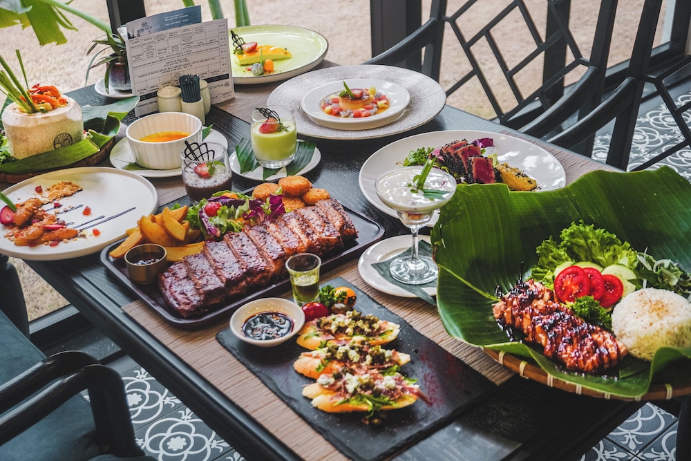 Bliss Hoi An Beach Resort and Wellness 35/49