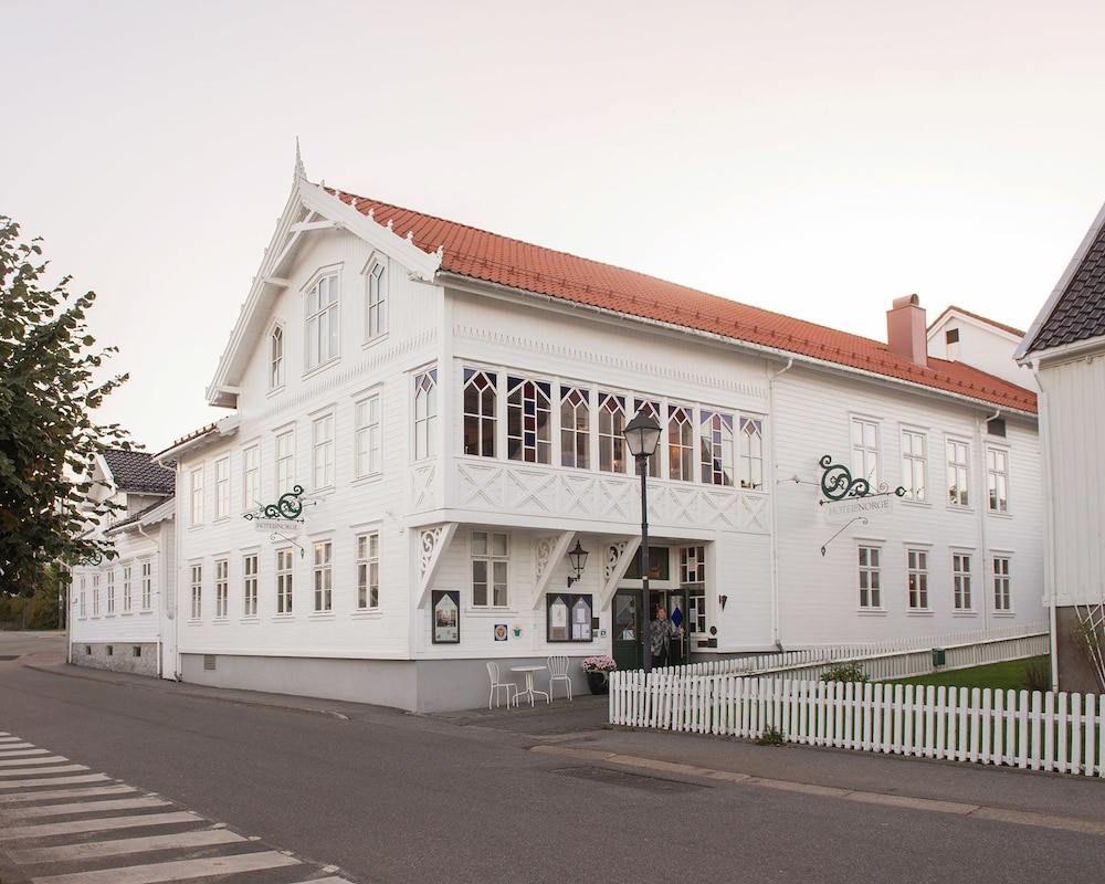 Lillesand Hotel Norge 5/55