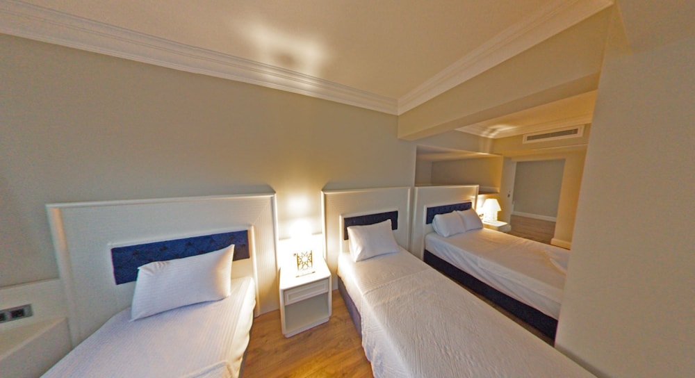 Mara Palace Hotel 34/92