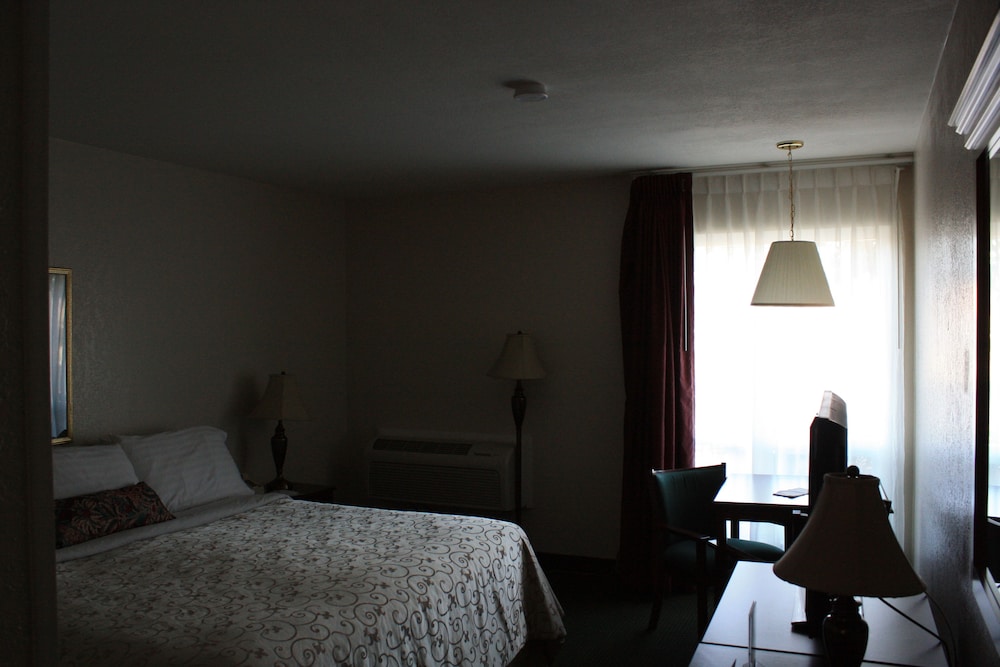 Best Western Village Inn Fresno 18/39