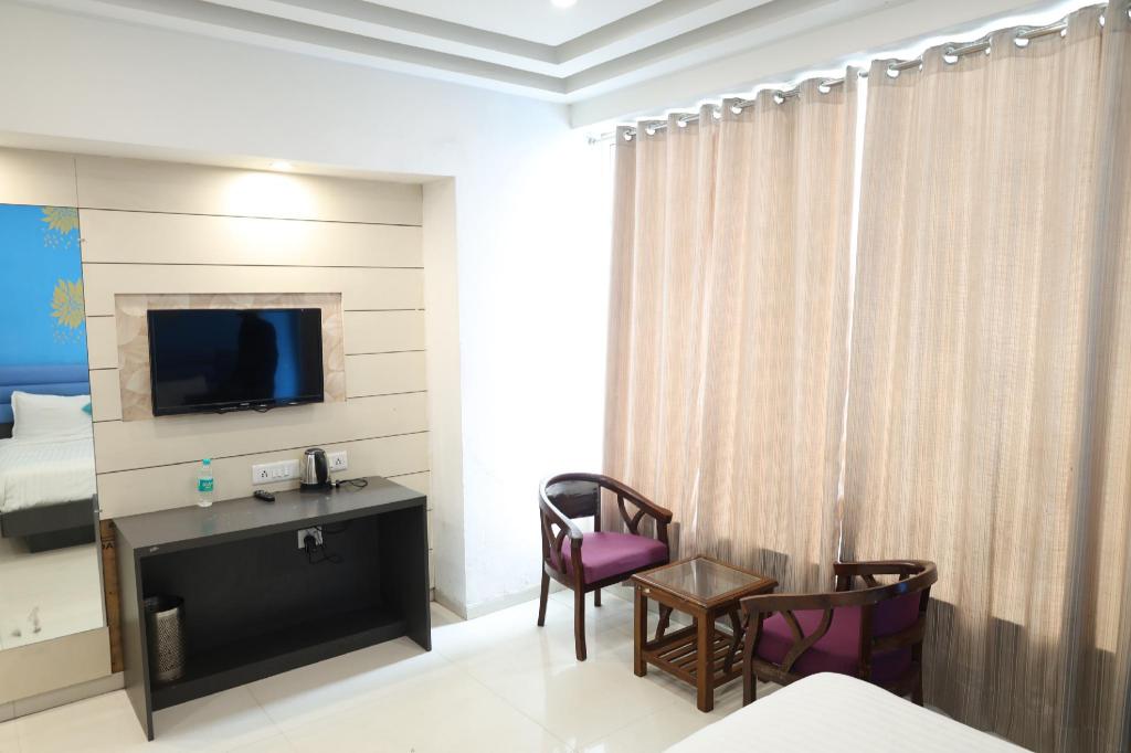 BananaTree Hotel 34/46