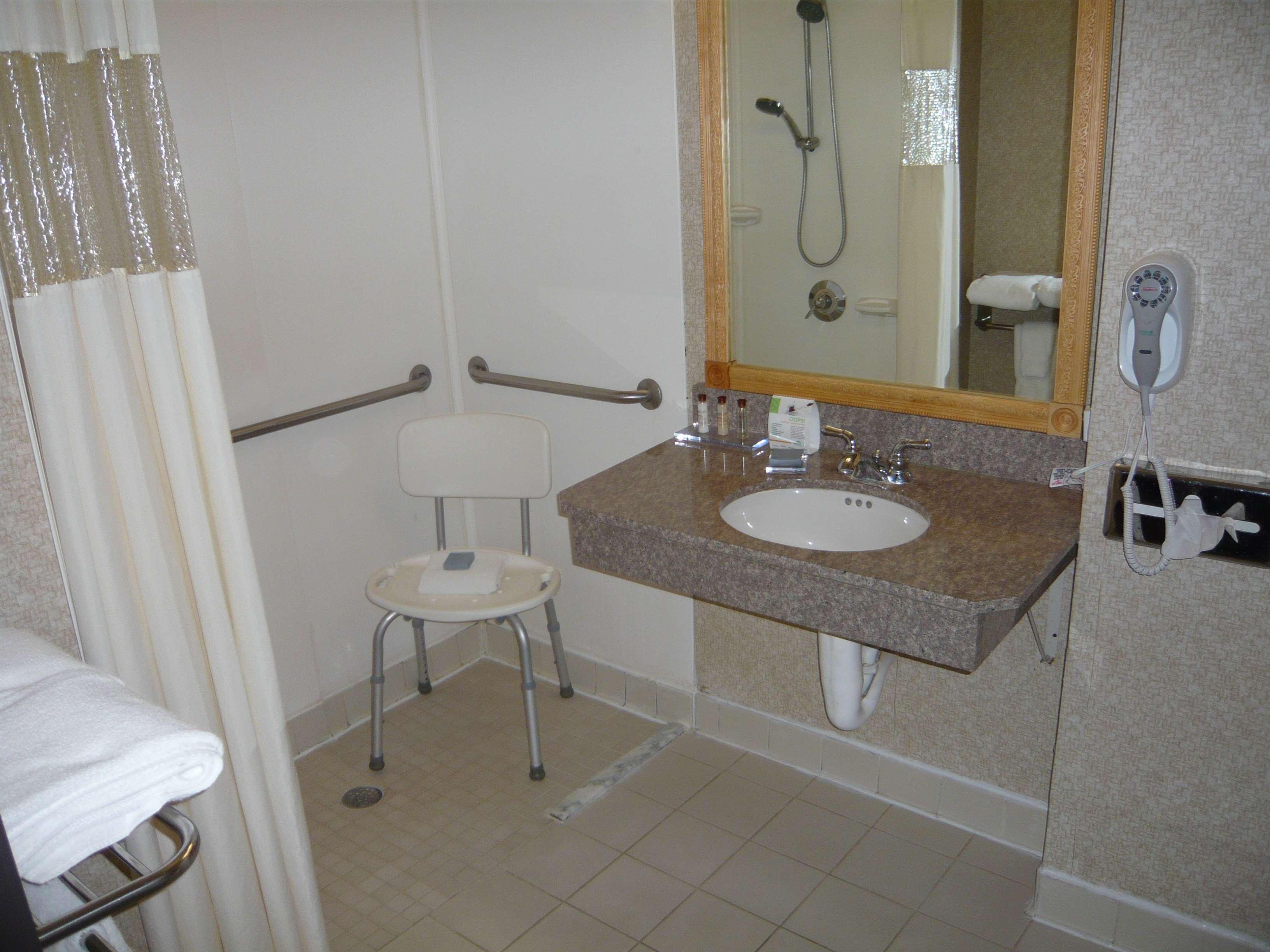Hotel Streetsboro/Cleveland Southeast 13/15