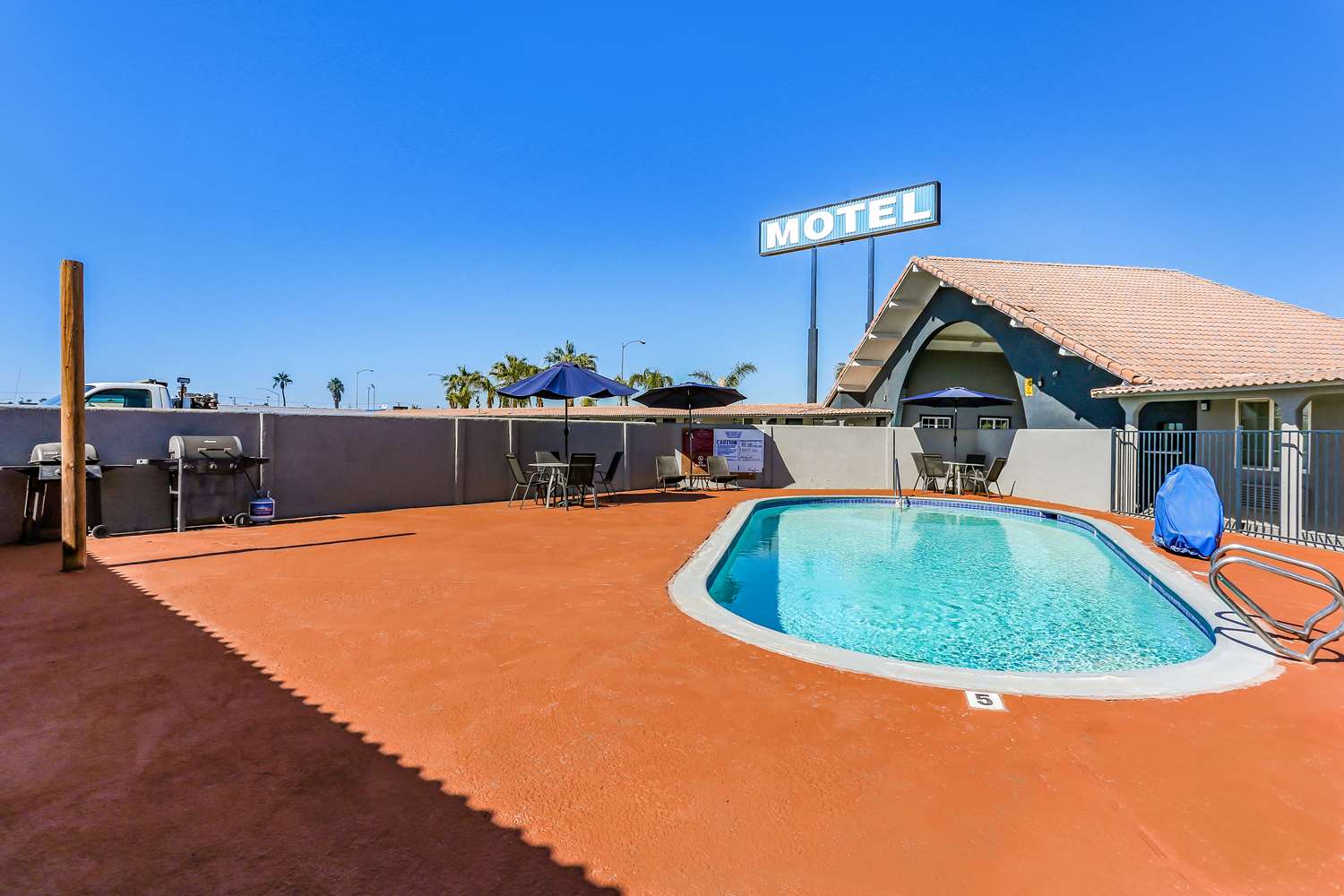 Americas Best Value Inn Suites el Centro 12/13