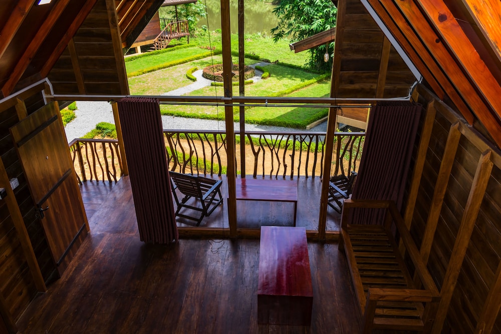 Kandy Cabana Eco Resort 17/36