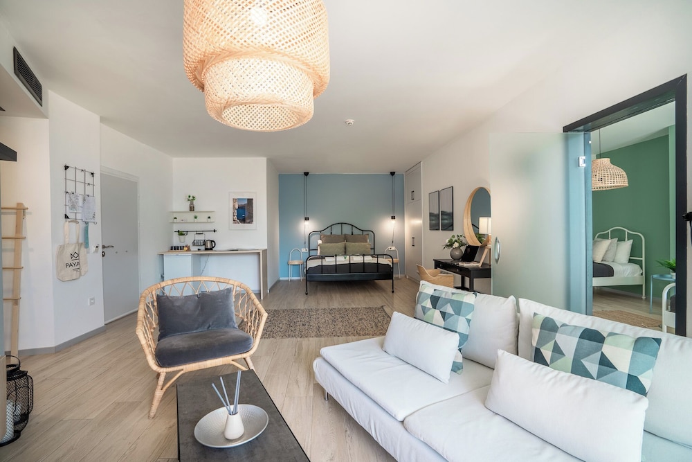 Payava Hotel by True Blue 48/61