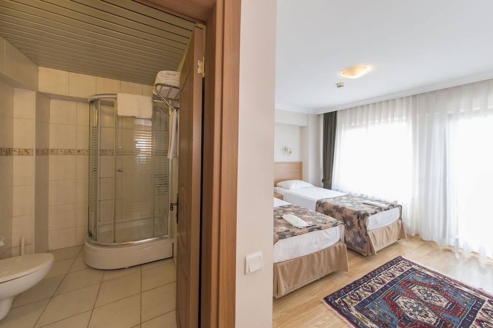 Deniz Houses 24/28