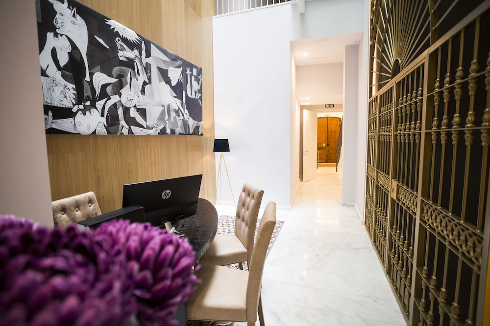 Casa de la Merced Suites 42/64