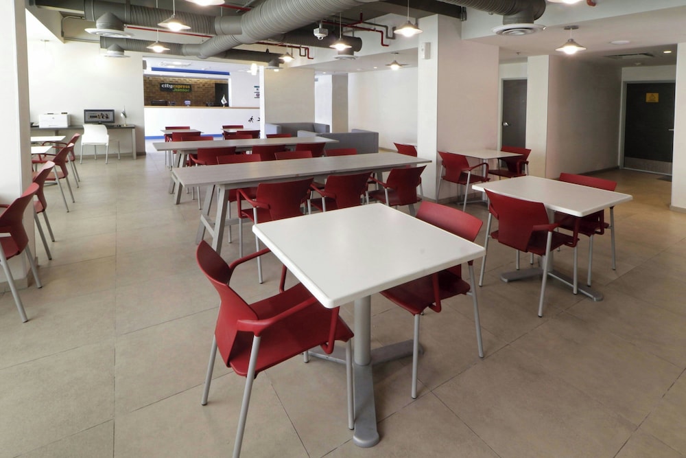 City Express Junior by Marriott Ciudad Juarez Consulado 25/38