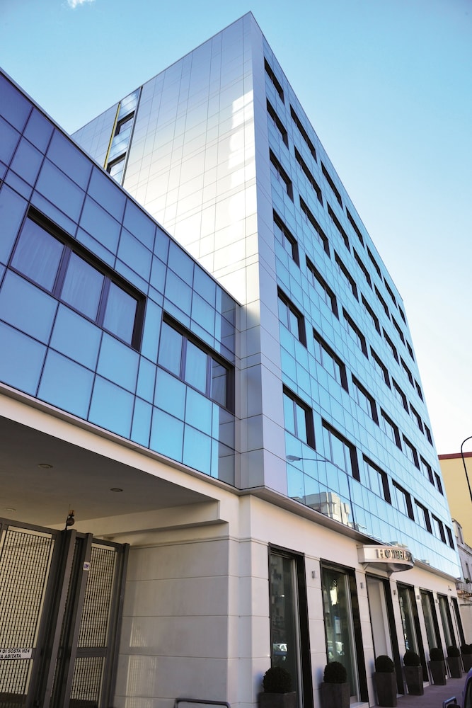 HOTEL CRISTINA in NAPLES