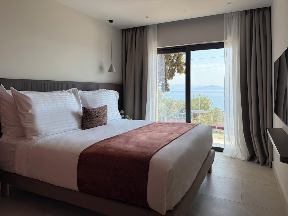 FAMILY SUITE, SEA FRONT