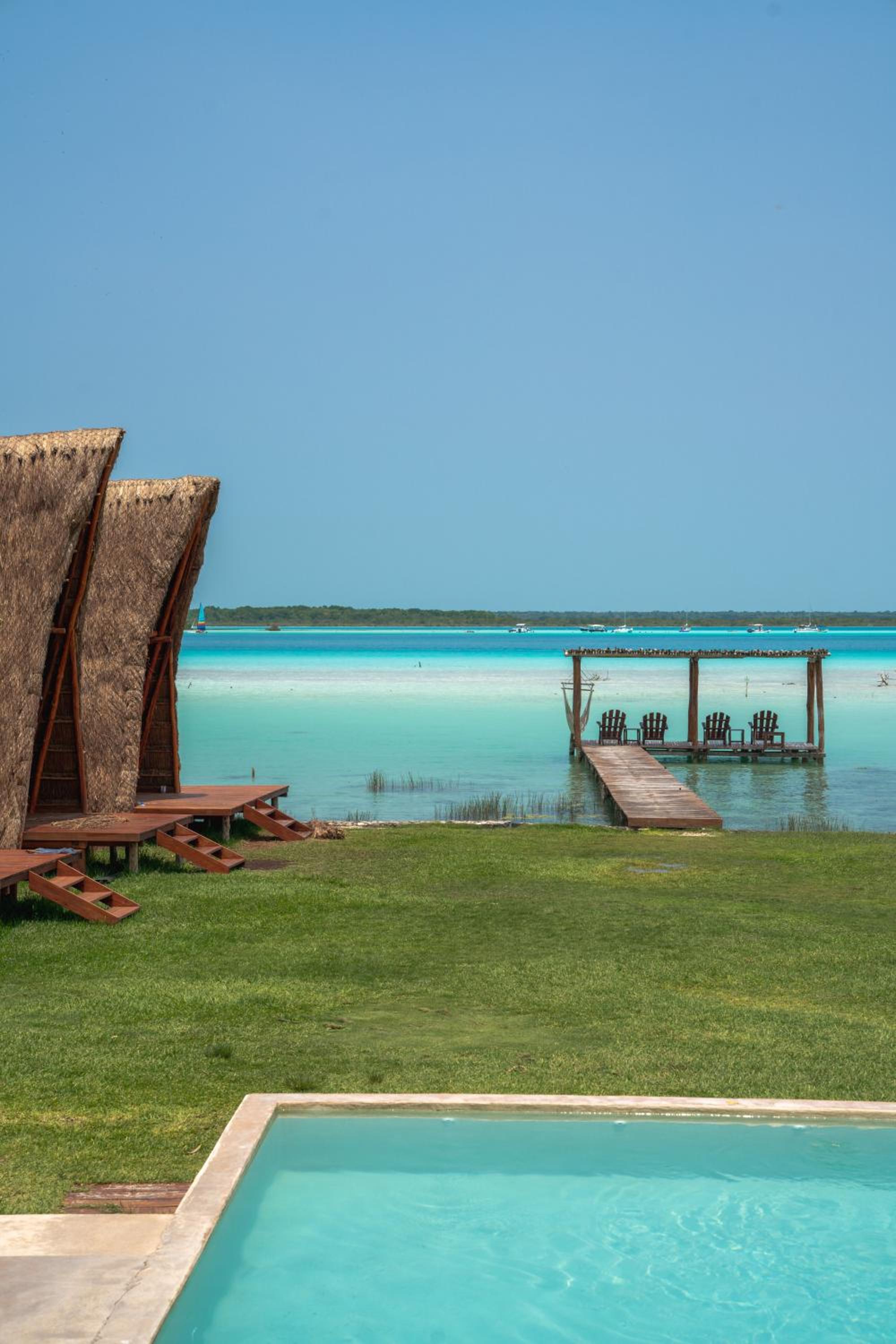 Hotel CasaBakal A pie de Laguna Bacalar 45/50