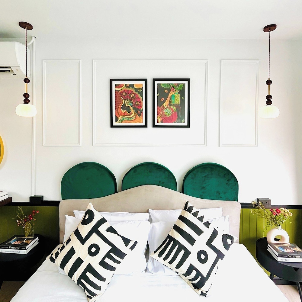 Isara Boutique Hotel and Cafe 53/66