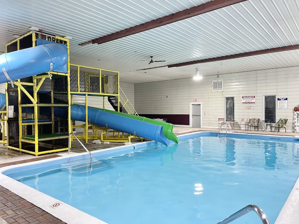 Rodeway Inn Oscoda, MI 27/32
