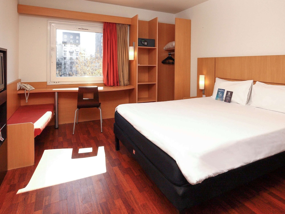 Ibis Buenos Aires Congreso 9/70