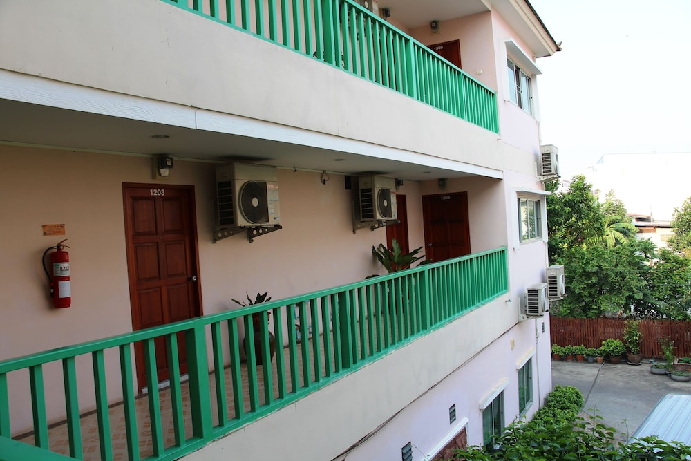 Tamarind Residences 4/51