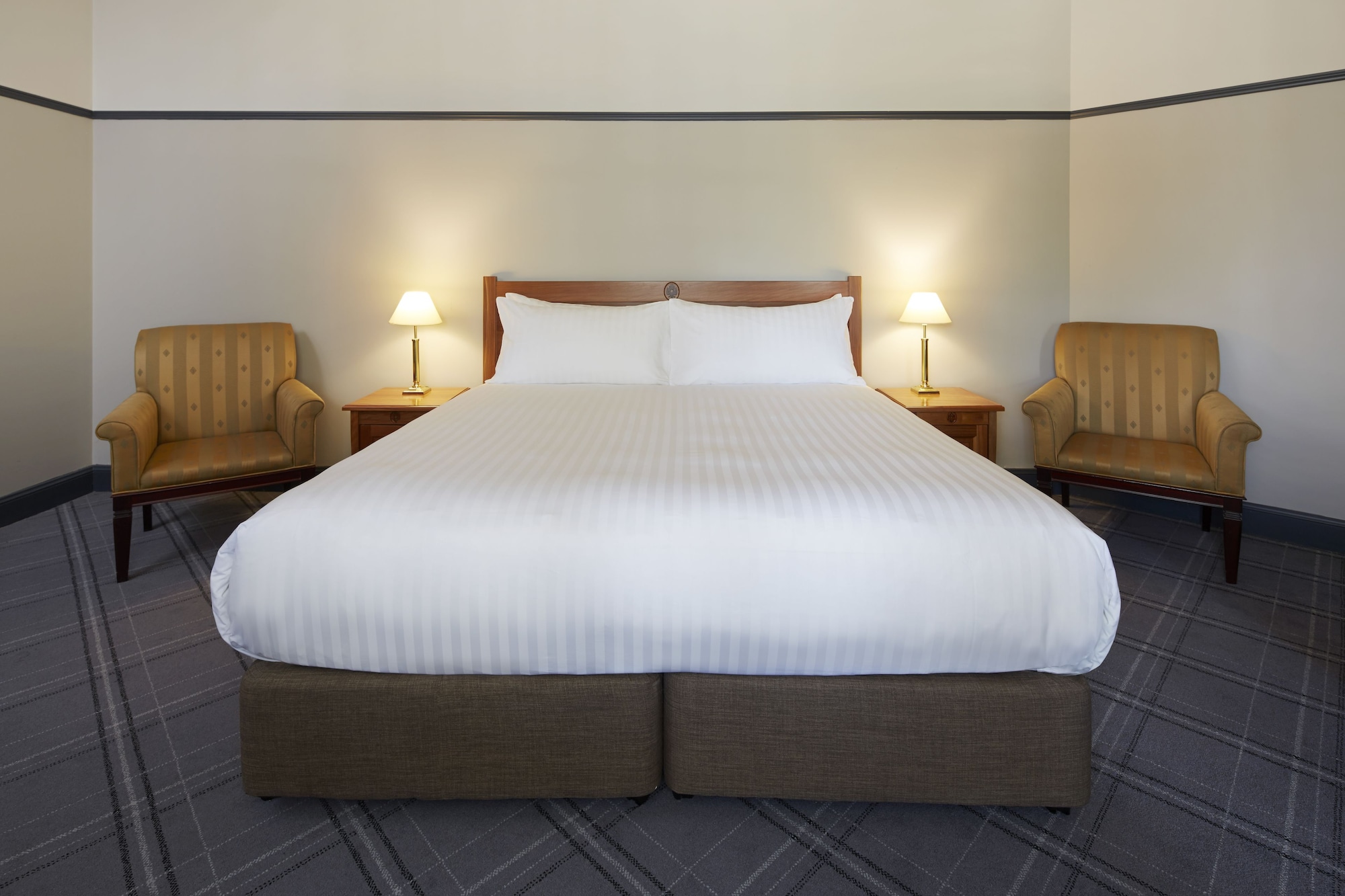 1 Bedroom, Suite, King Bed
