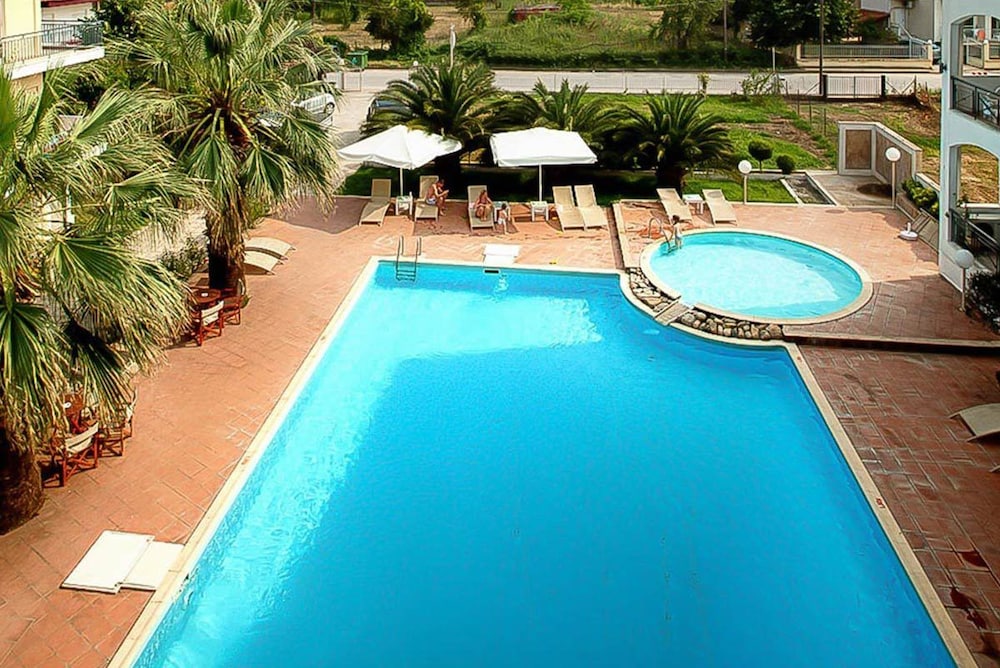 Stavros Beach Hotel 43/50