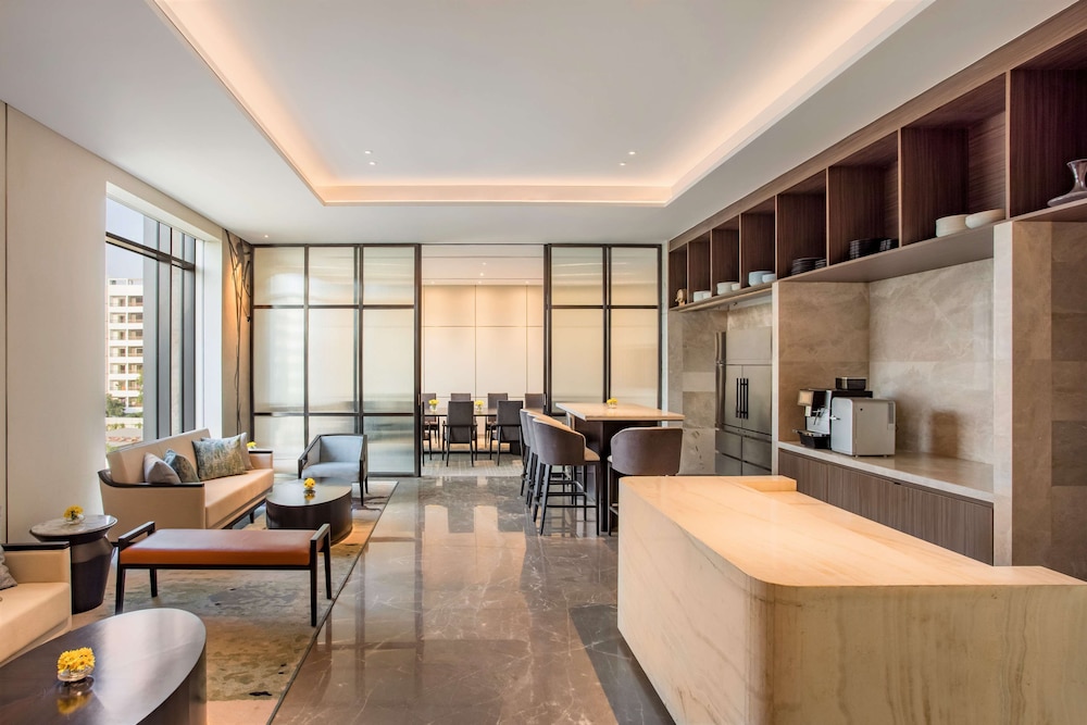 Radisson Blu Hotel & Spa Nashik 32/50
