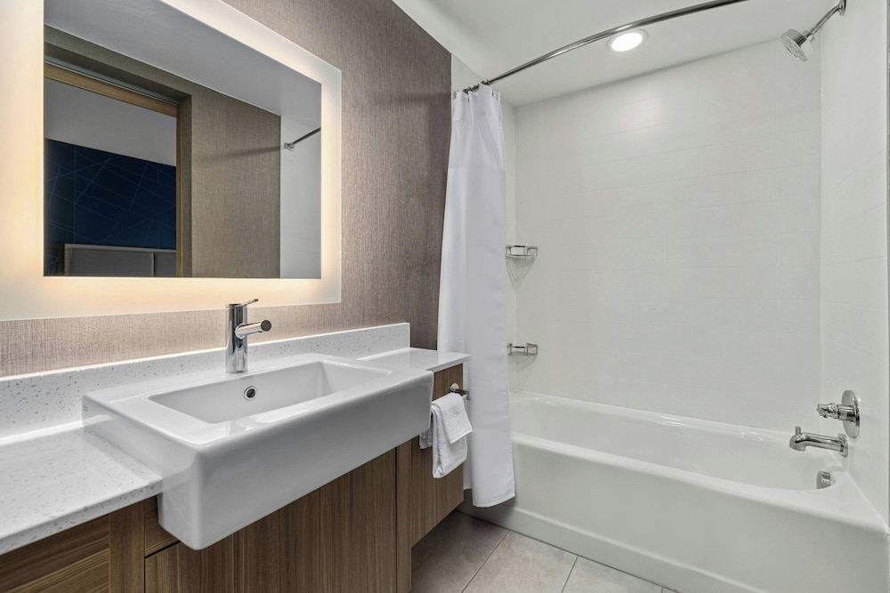 Springhill Suites By Marriott Camden 33/35
