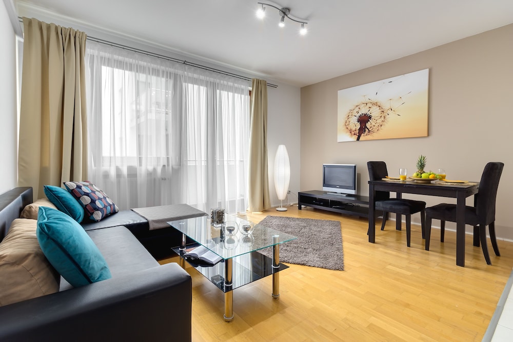 Quality Point Apartment 28/44