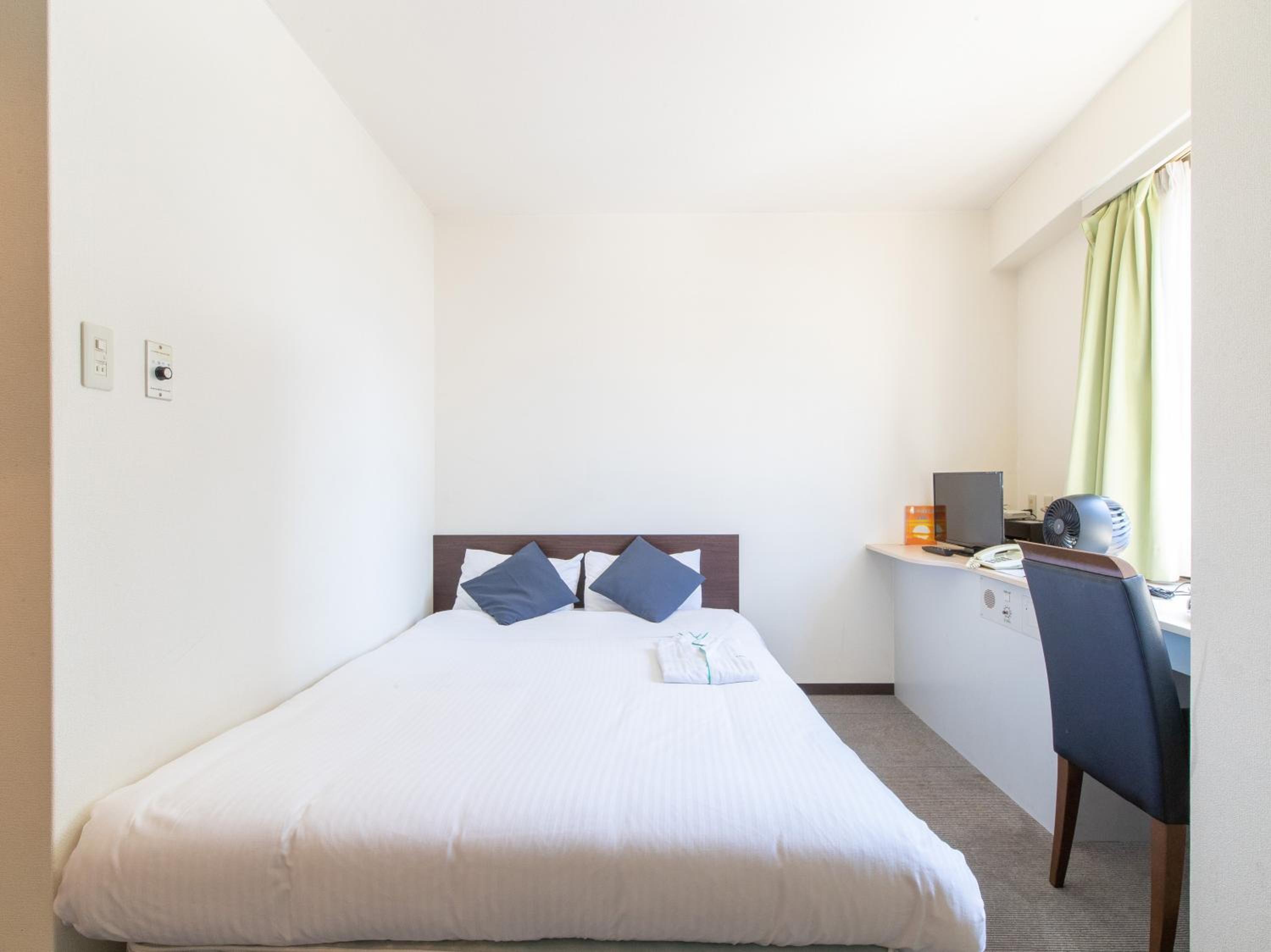 غرفة قياسية بسرير مزدوج للمدخنين، Tabist Sasebo Palace Hotel 2/10