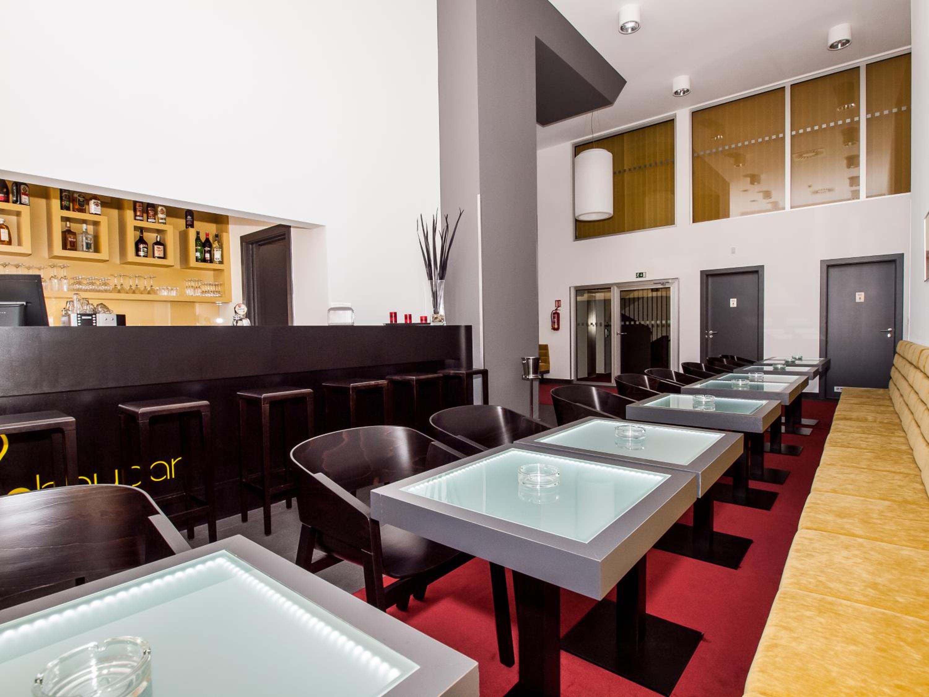 Hotel 99 40/61