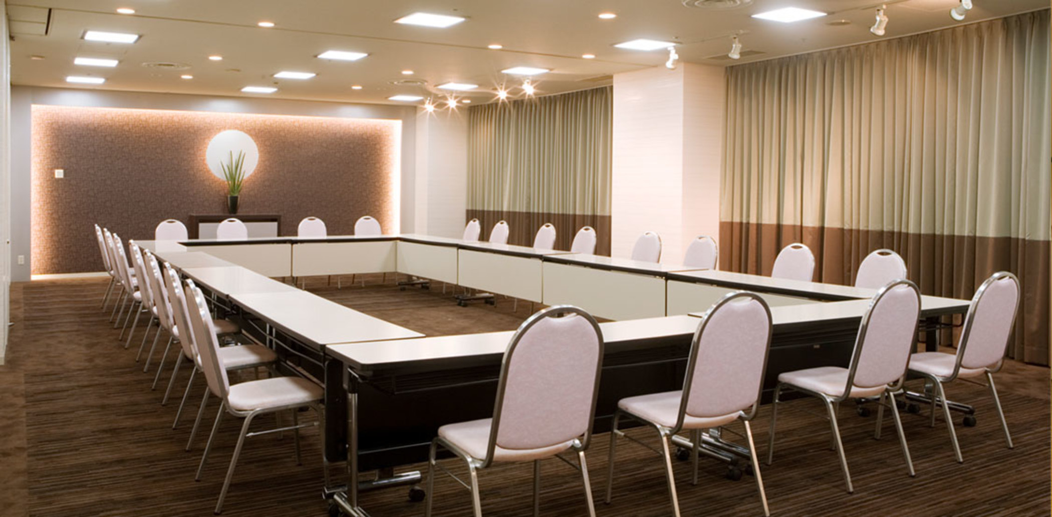 Hotel Mariners Court Tokyo 30/32
