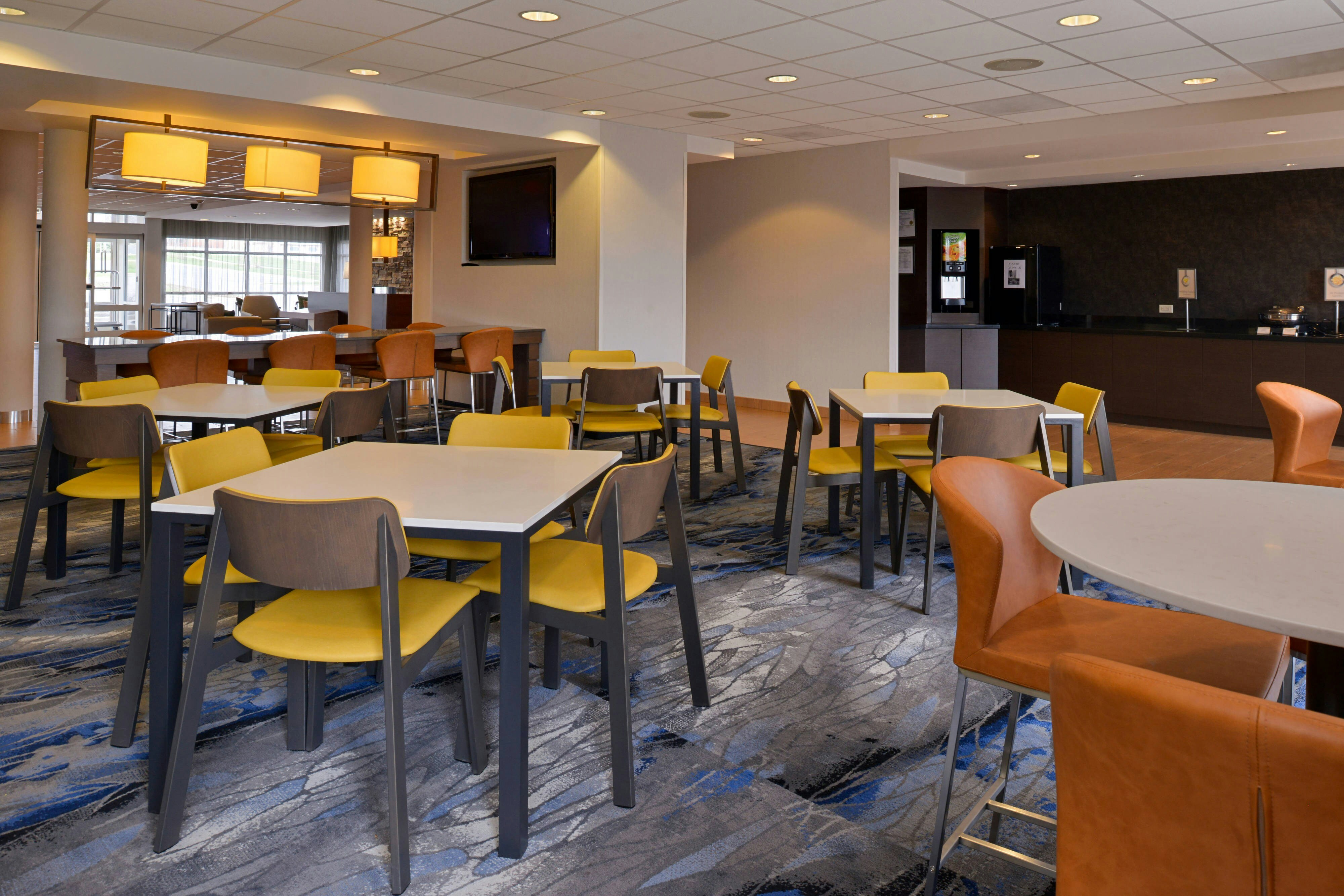 Fairfield Inn And Suites Cedar Rapids 23/25