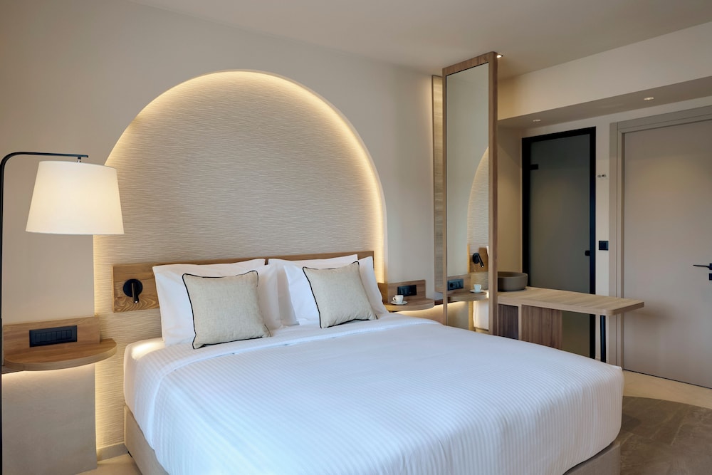 Horizon, Loft, Suite, 2 Queen Beds, Sofa, Excel View