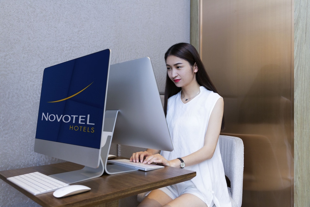 Novotel Rizhao Suning 12/73