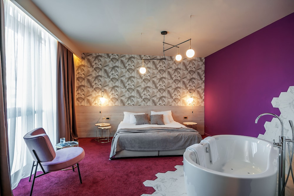 Priska Med Luxury Rooms 39/77