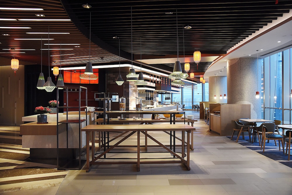Hyatt Place Sanya City Center 7/62