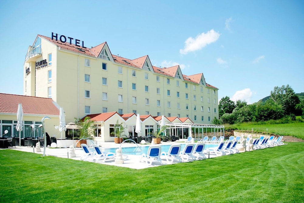 FAIR RESORT 6/66