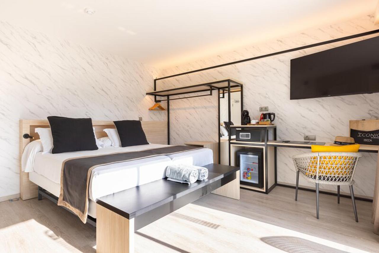 Invisa Hotel Es Pla - Adults Only 20/68