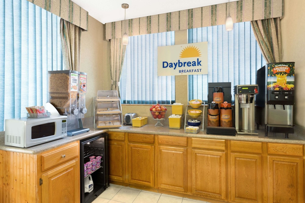 Days Inn By Wyndham Biscoe 14/17