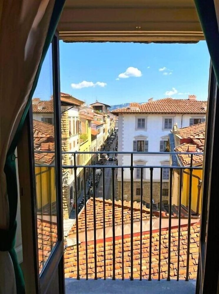 Palazzo Niccolini Al Duomo 61/72