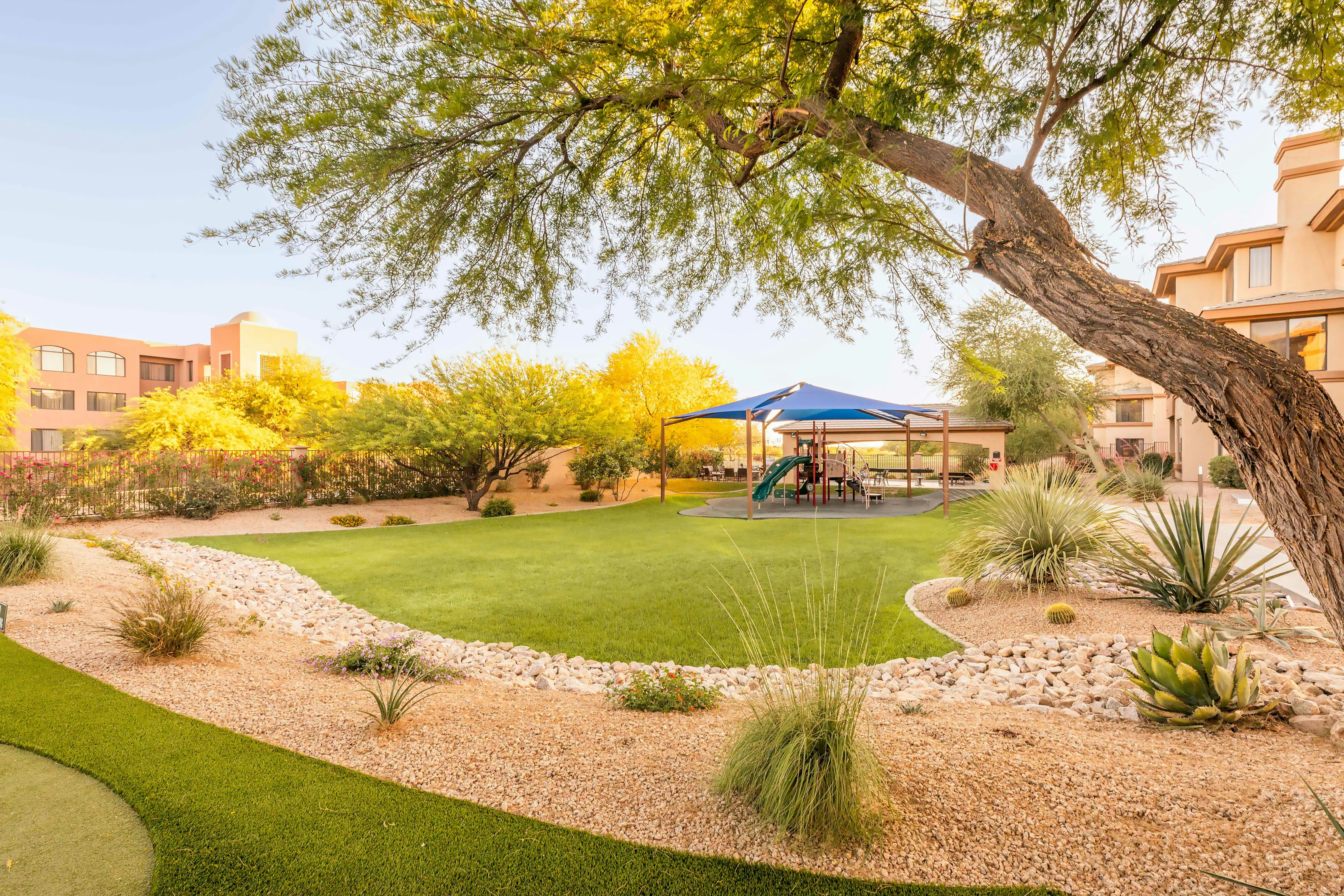 Hilton Vacation Club Scottsdale Links Resort 14/22