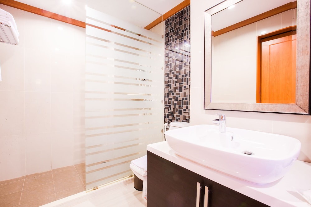 Romantic Khon Kaen Hotel 48/52