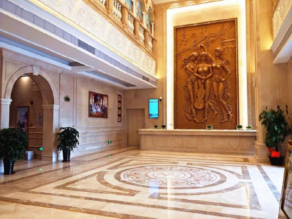 Vienna Hotel (Zhongshan Ancient Town Haizhou) 9/58