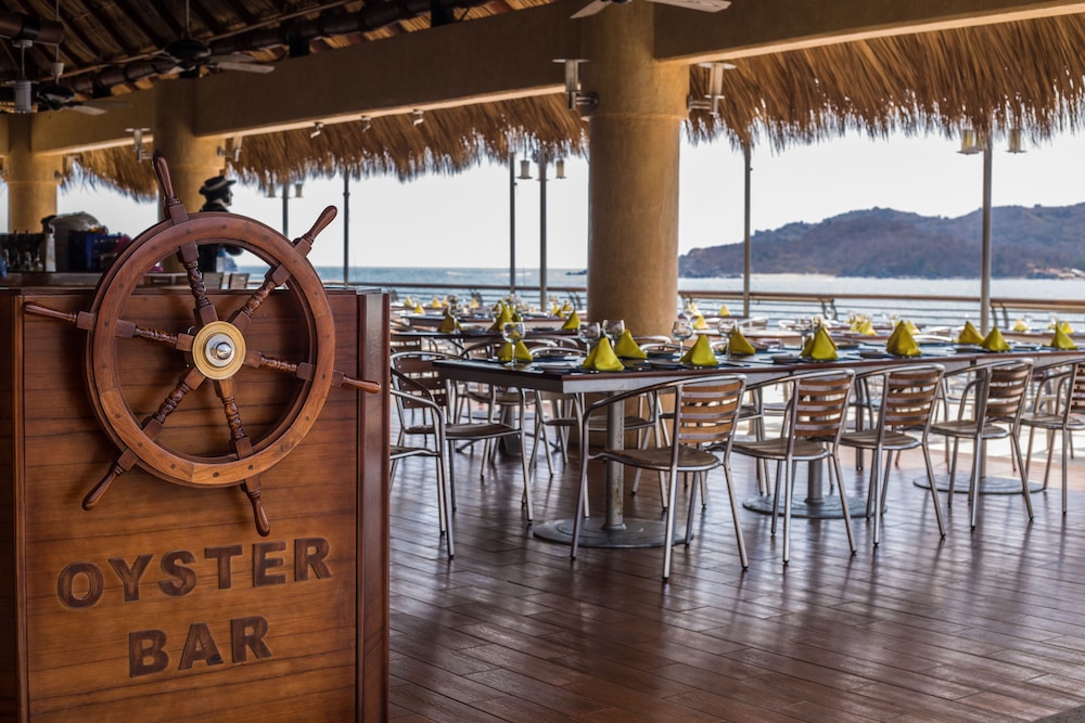 Azul Ixtapa Beach Resort Convention Center 51/71