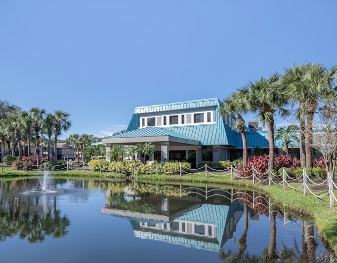 Hilton Vacation Club Aqua Sol Orlando West 32/35