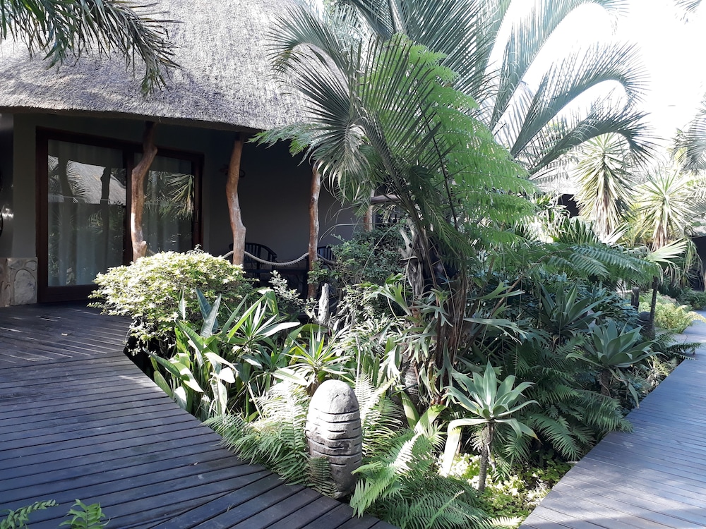 Lodge Afrique 71/75