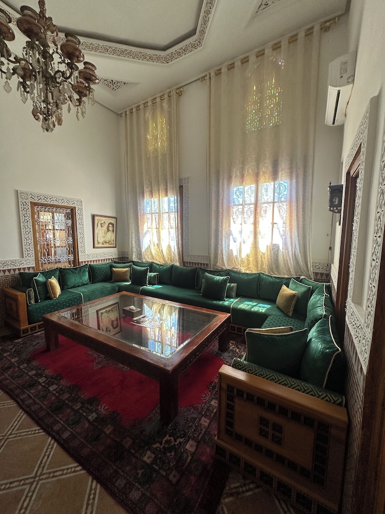 Riad Damia 23/49